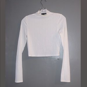 MOCK NECK CROP TOP